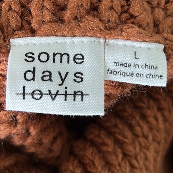 Somedays Lovin x Revolve Back at the Ranch Oversized Chunky Sweater in Ochre - L - Picture 9 of 13